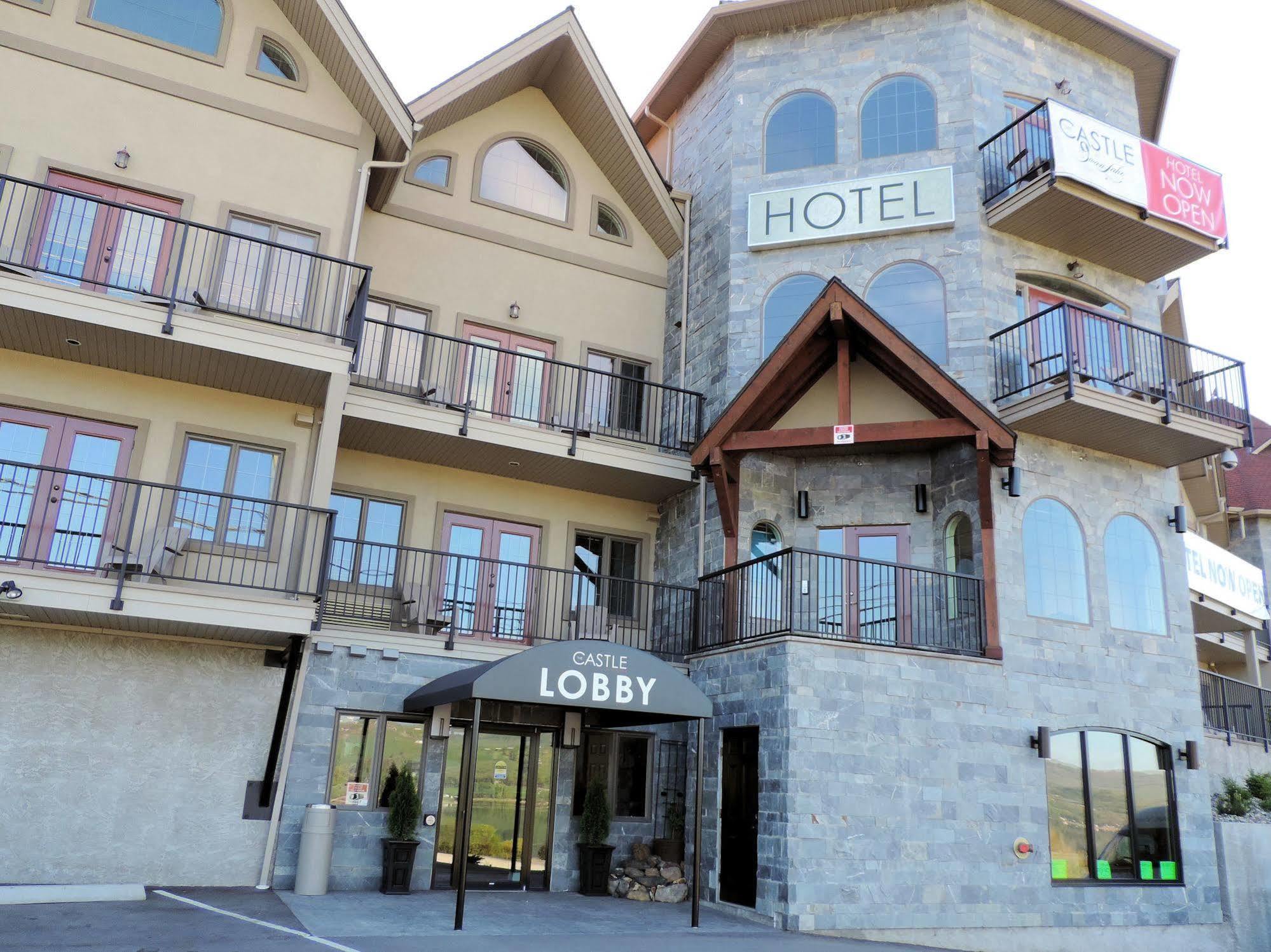 Hotel The Castle At Swan 4*